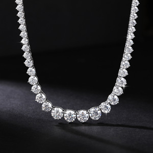 Collier en argent 925 en gros avec moissanite VVS couleur D, certifiée GRA, pour femme, avec trois griffes, dégradé de moissanites, idéal pour les mariages - Product Image 4