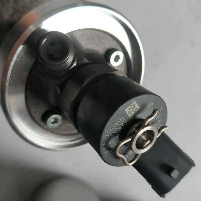High Quality Diesel Fuel Injector 0445110491 0445110795 Common Rail Fuel Injection Nozzle 16600-MD20A On Sale