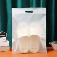 Sac à fermeture éclair personnalisé UniOne avec logo, sac refermable en EVA CPE PE, pochette transparente en plastique pour emballage de t-shirts, sac à fermeture éclair pour vêtements avec poignées