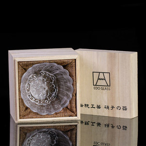 Verre à <span class=keywords><strong>liqueur</strong></span> en cristal Edo Tasse à <span class=keywords><strong>liqueur</strong></span> transparente japonaise Sakura Artwork avec pétale <span class=keywords><strong>de</strong></span> chrysanthème pour vin <span class=keywords><strong>de</strong></span> <span class=keywords><strong>whisky</strong></span> XO pour cadeaux - Product Image 5