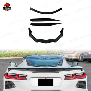 Bodykit noir brillant pour Chevrolet <span class=keywords><strong>Corvette</strong></span> C8 Diffuseurs avant arrière Jupes latérales Installation de trou de voiture d'origine - Product Image 1