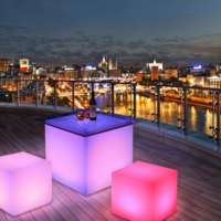 Chaise cube LED RGB moderne 40 cm rechargeable, étanche, 16 couleurs, batterie 10h, pour maison, bar, hôtel, chambre, salon, extérieur, fête