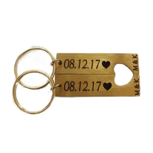 High End Custom Special Metal Engraved Text Personalised Couples Heart Keyrings Keychain For Valentine Day Gift