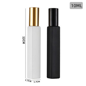 ขวดน้ำหอมแก้วใสขนาดเล็ก 10 มล. รุ่น LingKa Luxury พร้อมดีไซน์สี่เหลี่ยมไล่เฉดสี พิมพ์ลายสกรีน LK01 - Product Image 6