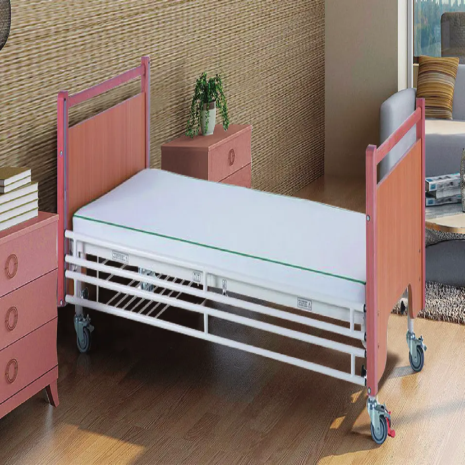 木製の頭と足のボードスチール製ガードレールリードネジデラックスキャスターホームケア病院用ベッド