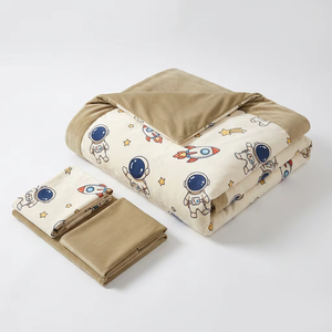 Ensemble <span class=keywords><strong>de</strong></span> literie 3 pièces en velours <span class=keywords><strong>de</strong></span> lait 230 g/m² <span class=keywords><strong>imprimé</strong></span> sur mesure, ultra doux, <span class=keywords><strong>housse</strong></span> <span class=keywords><strong>de</strong></span> <span class=keywords><strong>couette</strong></span> chaude pour l'hiver avec taies d'oreiller pour le marché européen et américain - Product Image 2