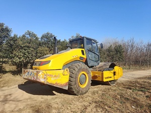 Rullo Vibrante Usato di Alta Qualità LiuGong 6122E 6622, Forza Vibrante 400/290, Peso 22000kg, in Vendita a Basso Prezzo - Product Image 4