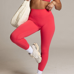 Leggings personnalisés pour femmes, effet froncé aux fesses, entrejambe de 25 pouces, sans couture avant, dos en V, sensation seconde peau, en <span class=keywords><strong>Nylon</strong></span> Spandex, pour la gym, le fitness, le yoga et les tenues de sport - Product Image 6