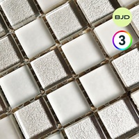 Mosaïque de carreaux de verre BJD style européen Manhattan Light Tea Pearl 300x300mm, design de surface mixte, pour mur de fond d'espace commercial