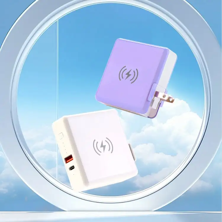 2021 Wayto portátil personalizado Pequeño bolsillo banco de energía Mesa inteligente con teléfono cargador inalámbrico PD Adapt