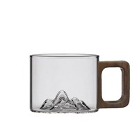 Mug en verre transparent avec poignée en bois, capacité 200 ml, style contemporain, durable et écologique, directement de l'usine