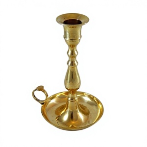 Chandelier moderne en laiton, bougeoir moderne avec boucle pour le doigt pour bougie conique - Product Image 1