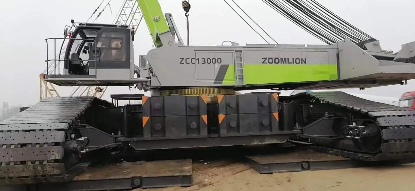 Used Zoomlion ZCC13000 Crawler Crane - 1300 Ton Capacity
