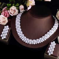Somptueux Ensemble de Bijoux de Mariée Complet en Zircons Cubiques Pavés Ronds, Grand et Luxueux, Collier Massif pour Mariage, Fête, Arabe, Pakistanais, Défilé