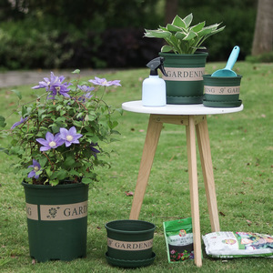 Macetas de Plástico Verdes para Plantas, Flores y Suculentas en el Jardín - Product Image 4