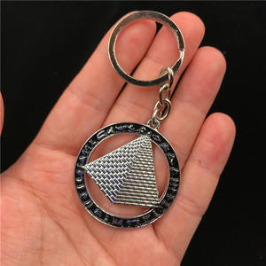 Porte-clés en métal Porte-clés souvenir de voyage <span class=keywords><strong>Paris</strong></span> Dubaï Cameroun Drapeau Carte Porte-clés Unique Tour Souvenir Cadeaux envoyer un ami - Product Image 3