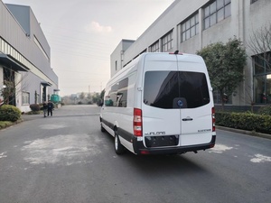 Véhicule utilitaire diesel DK5 de 7,5 m personnalisable + véhicule de transport de passagers pour entreprises/voyages en famille/transport de passagers locaux - Product Image 5