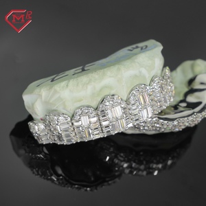 Moissante đồ trang sức Baguette cắt grillz 925 Bạc vvs Iced out kim cương tùy chỉnh moissanite grillz - Product Image 2