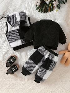 Set 3 Pezzi per Neonati Maschi Primaverile Casual Caldo con Gilet in Peluche Stampato con Orsetto + Pantaloni <span class=keywords><strong>a</strong></span> Quadretti Bianco e Nero + Set con Cappuccio e Protezioni Laterali con Cerniera - Product Image 2