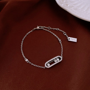 Ensemble collier et bracelet en cuivre argenté avec pendentif trombone en zircon pour femme – <span class=keywords><strong>Bijoux</strong></span> de luxe minimalistes en gros - Product Image 3