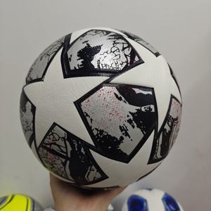 Ballon de football officiel taille 5 avec durabilité améliorée pour les matchs de ligue pour 2026 - Product Image 2