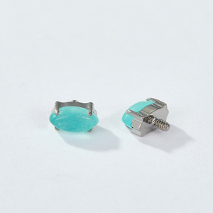 Piercing de Labio de Piedra Natural con Parte Superior de Titanio de 16G con Rosca Interna - Product Image 4
