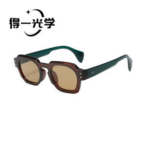 De Yi <b>Optics</b> Irregular Sunglasses Black Pc Frame Uv400 Women Fashion Sunshades - Product Image 4