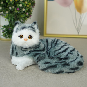 Peluche de Gato Hecho a Mano, Tamaño Real, Diseño Realista, Estilo Rústico, para Decoración de Interiores, Pelaje Natural, Patrón Animal - Product Image 5