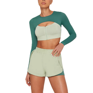 Gran oferta, pantalones cortos transpirables de tela de doble capa con Top corto de manga larga, chándal, Fitness, gimnasio, Yoga, trajes de mujer - Product Image 4