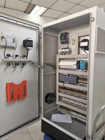 Armoire de commande PLC en acier avec intégration IoT pour les usines intelligentes Équipement de distribution d'énergie et panneau de commande intelligent