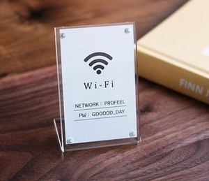 L hình rõ ràng Nhựa đứng biển báo khung chèn giấy <span class=keywords><strong>Standee</strong></span> cho văn phòng khách sạn bespoke từ acrylic Hiển thị dấu hiệu đứng - Product Image 4