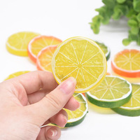 Irisan Lemon Buatan Plastik Ringan Berkualitas Tinggi Buah Buatan Realistis Dekoratif untuk Pesta Rumah Dapur Restoran