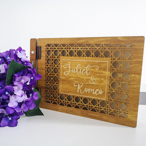 Accessoires de mariage Articles de fête Signature Livre d'or 30 pages Dentelle M. & <span class=keywords><strong>Mme</strong></span> coeur Amour Livre d'or de mariage en bois - Product Image 1