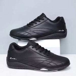thick-soled men's sport casual <b>shoes</b> Leather running <b>shoes</b> fashionable and breathable travel leather Casual <b>Skateboard</b> <b>shoes</b> - Product Image 1