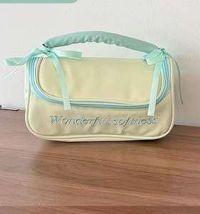 Bolsa de Maquillaje Portátil de Gran Capacidad, Organizador de Productos de Cuidado de la Piel y Artículos de Aseo para Viaje, Bolsa de Regalo Nueva para Mujer - Product Image 3