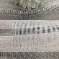 Tissu en maille hexagonale à gros trous 100 % polyester blanc 33 g/m² 1 mm pour sacs à linge et sacs de rangement
