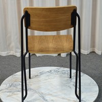 Venta Directa de Fábrica, Silla de Comedor Moderna Industrial Apilable F-90, Acabado en Madera Rizada, Recubrimiento en Polvo, para Hogar y Oficina