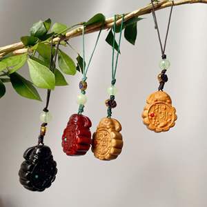 พวงกุญแจไม้จันทน์หอมสี<span class=keywords><strong>เขียว</strong></span> 100 ชิ้น รูปหมี กวาง มังกร แมว สุนัข กระต่าย พร้อมจี้ห้อย สำหรับกระเป๋าและโทรศัพท์มือถือ ขายส่ง เสริมโชคลาภ - Product Image 4