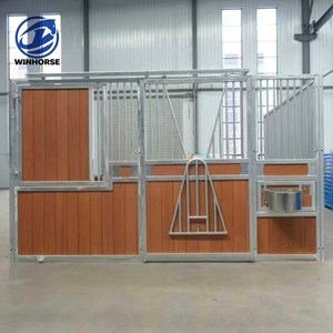 Establo Portátil para Caballos, Galvanizado en Caliente, de Lujo, con Puerta para Heno, Equipo de Primera Calidad para Cría de Caballos - Product Image 1