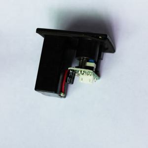 Fabbrica diretta EQ LC 4 professionale 5-Band chitarra acustica Pickup LED sintonizzatore regolabile in metallo amplificatore Logo personalizzato per basso - Product Image 3