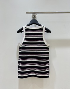 Top lavorato a maglia con colletto a forma di O a righe colorate, stile casual estivo, per donna - Product Image 5