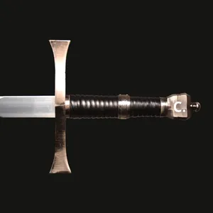 Espada Cruzada de Assassin's Creed, Réplica de Espada Occidental, Artículo de Cosplay, Equipo Metálico, Artículo Decorativo sin Filo, Artículo de Colección - Product Image 3