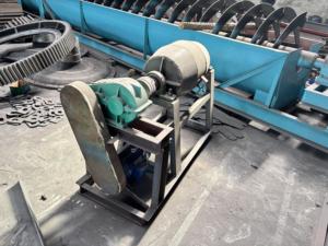 Kleine Anpassbare Kugelmühle Speziell Entwickelt für Gold-Erz-Mahl-Experimente - Product Image 4