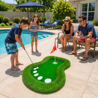 Tapis flottant en gazon artificiel pour mini-golf personnalisé, idéal pour l'entraînement au putting et au chipping aquatique dans la cour ou à côté de la piscine