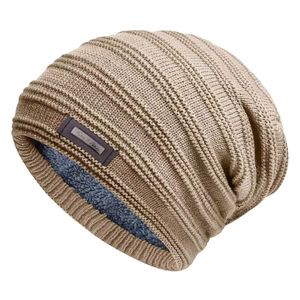 Bonnet en laine tricoté épais doublé polaire pour homme, style coréen, avec lettres, idéal pour le ski et les sports de plein air, collection automne-hiver - Product Image 5