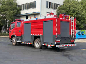 <span class=keywords><strong>Camion</strong></span> <span class=keywords><strong>de</strong></span> pompiers Dongfeng 5 tonnes diesel, neuf, 4x2, avec réservoir à mousse et eau, vidéo et images du fabricant, paramètres techniques - Product Image 2