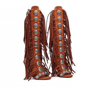 <span class=keywords><strong>Botas</strong></span> occidentales Zapatos de <span class=keywords><strong>mujer</strong></span> Fábrica fabricante personalizado Venta al por mayor Rhinestone Estilo rural Hasta la rodilla Bota con flecos de vaquero - Product Image 2