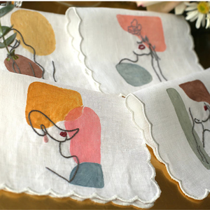 Serviettes en lin Her Lines – Serviettes de table réutilisables 100 % lin naturel, design minimaliste de lignes féminines pour les repas, les fêtes - Product Image 1