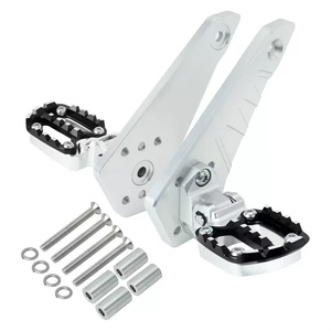 Reposapiés para <span class=keywords><strong>HONDA</strong></span> <span class=keywords><strong>X</strong></span> <span class=keywords><strong>ADV</strong></span> <span class=keywords><strong>750</strong></span> 2021, Reposapiés XADV <span class=keywords><strong>750</strong></span> XADV750 2022 <span class=keywords><strong>2023</strong></span> 2024, Pedal Plegable de Aleación de Aluminio para Pasajero - Product Image 4