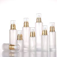 Mattierte Glasflasche 20ml 30ml 40ml 50ml 60ml 80ml 100ml 120ml mit Goldpumpzerstäuber für Kosmetikverpackungen